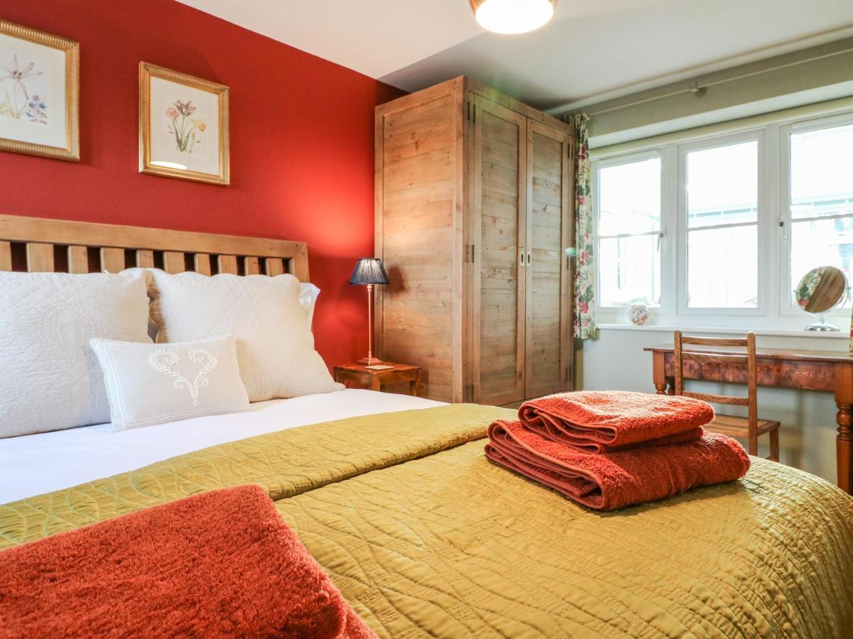 South Lodge Sturminster Newton Buitenkant foto