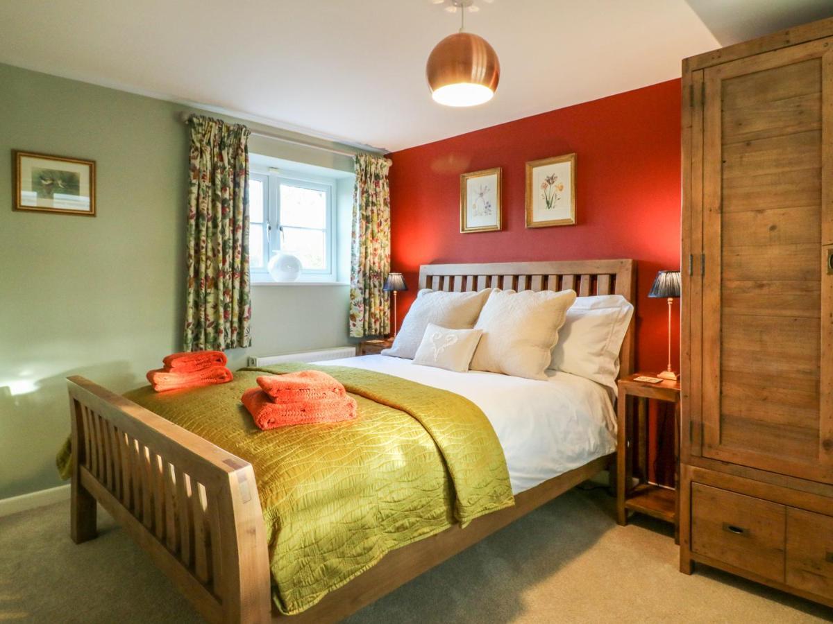 South Lodge Sturminster Newton Buitenkant foto