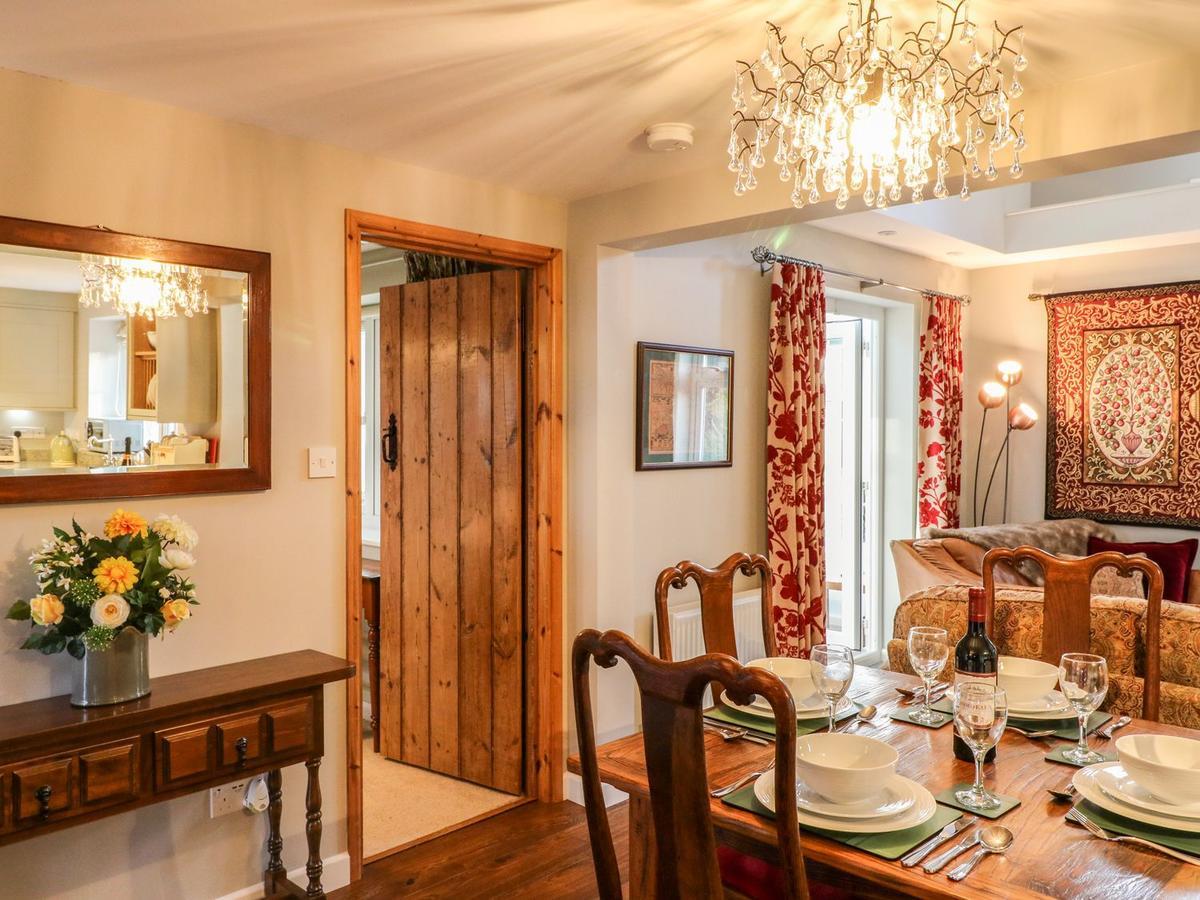 South Lodge Sturminster Newton Buitenkant foto